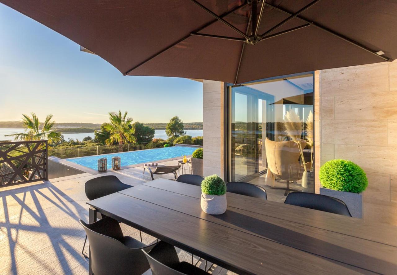 Villa Vie Medulin Exterior photo